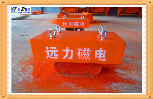 懸掛式永磁除鐵器，江西齒輪懸掛式永磁除鐵器_內(nèi)部磁塊安裝方法_江西齒輪懸掛式永磁除鐵器定制供應型號價格